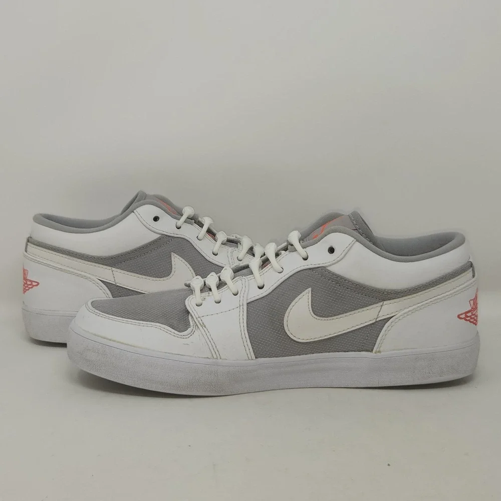 Nike Air Jordan 1 Low Top V2 Wolf Grey White 552312-023 Size‎ 8 RETRO